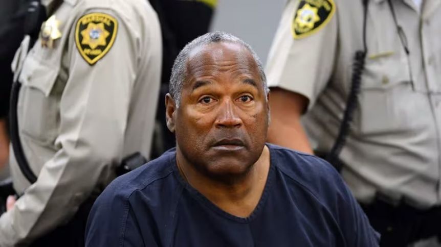 Falleció OJ Simpson, la exestrella del fútbol americano protagonista del llamado “juicio del siglo”