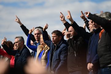 Arrancaron con todo, Alak y Secco clamaron por Kicillof como conductor del peronismo