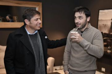 Kicillof le entregó 15 ambulancias a Chubut y recibió críticas de la oposición