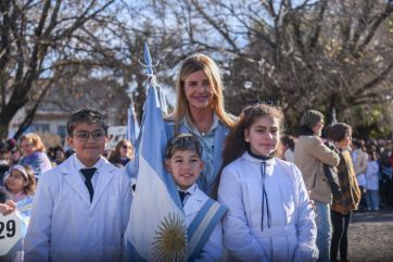 En Cañuelas, más de 1.400 alumnos prometieron lealtad a la Bandera