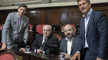 El proyecto de ambulancias de Kicillof derrapa en el Senado tras un rotundo NO