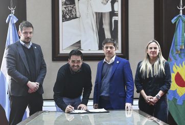 Intendentes firmaron convenios para financiar la compra de bienes de capital para sus municipios