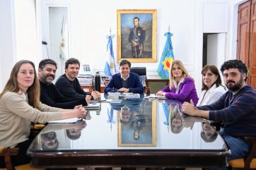 Operativo planta de GNL: la comitiva legislativa que desembarca en Bahía Blanca