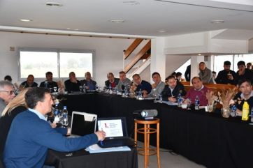 Intendentes UCR llevaron sus inquietudes al Comité Provincia y pidieron lista de unidad