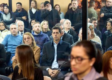 CFK en tribunales: la palabra de Kicillof, los que fueron a bancar y la foto familiar