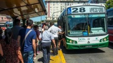 Horas decisivas en el transporte: el boleto podría superar la barrera de los $1000