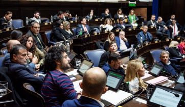 Libertarios y bullrichistas apuran el zarpazo para convertirse en segunda minoría