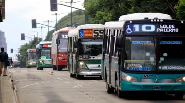 El gobierno eliminó  Red Sube y acordó el traspaso de colectivos con la Ciudad