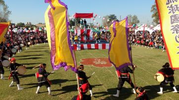 El mes de la primavera florece con varias fiestas importantes