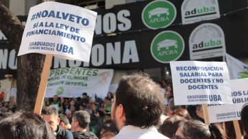 Marcha universitaria: una multitud se movilizó al Congreso contra el veto de Milei