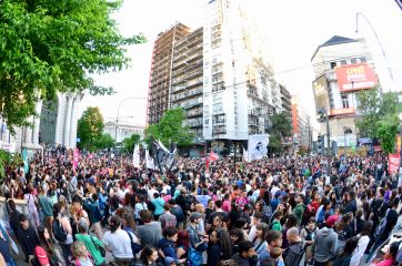 Marchas multitudinarias y clases públicas previo al Paro Nacional Universitario