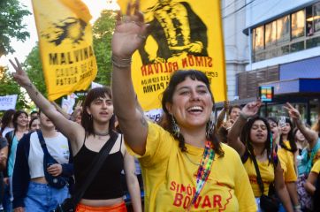 Marchas multitudinarias y clases públicas previo al Paro Nacional Universitario