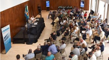 No hay bandera blanca : FEMEBA volvió con sus críticas al IOMA y los libertarios metieron la cola