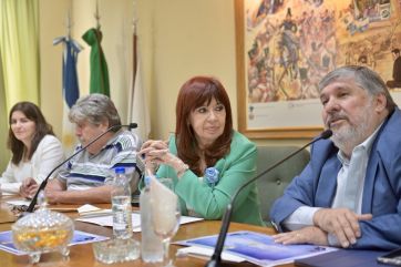 Previo al fallo de Casación CFK se reunió en SMATA con dirigentes del PJ