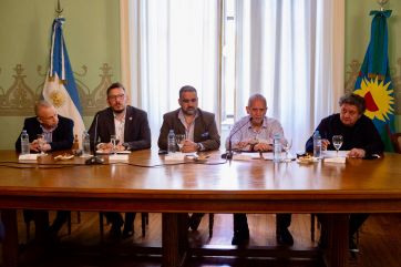 Provincia sondea a libertarios blue para sacar la Ley pero el tratamiento está complicado