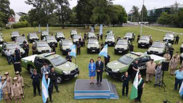 Junto a Bullrich, Lanús estrenó 33 patrulleros para reforzar la seguridad en San Isidro