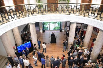 Junto a Alak, DESA y EDELAP inauguraron la renovación del edificio Eduardo Wilde