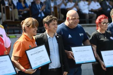 El gobernador bonaerense encabezó el acto por el Día de la Policía de la Provincia