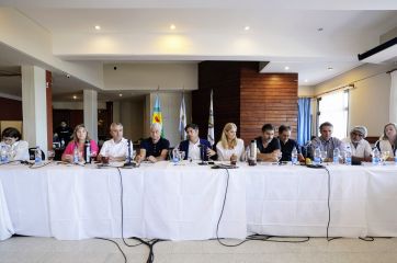 Un grupo de intendentes irá a la Legislatura a pedir por la re reelección