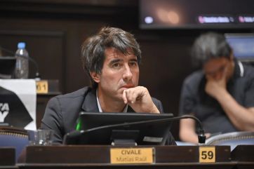 La UCR de Manes y Lousteau cambia presidente de bloque en Diputados