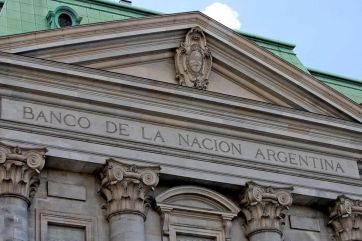 La Justicia suspendió el decreto que convertía al Banco Nación en un sociedad anónima