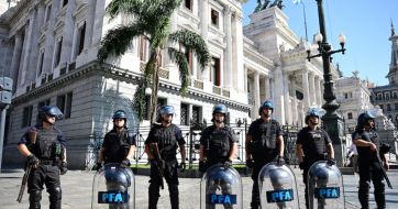 Con un virtual estado de sitio en la Ciudad se vive la previa de la marcha por los jubilados