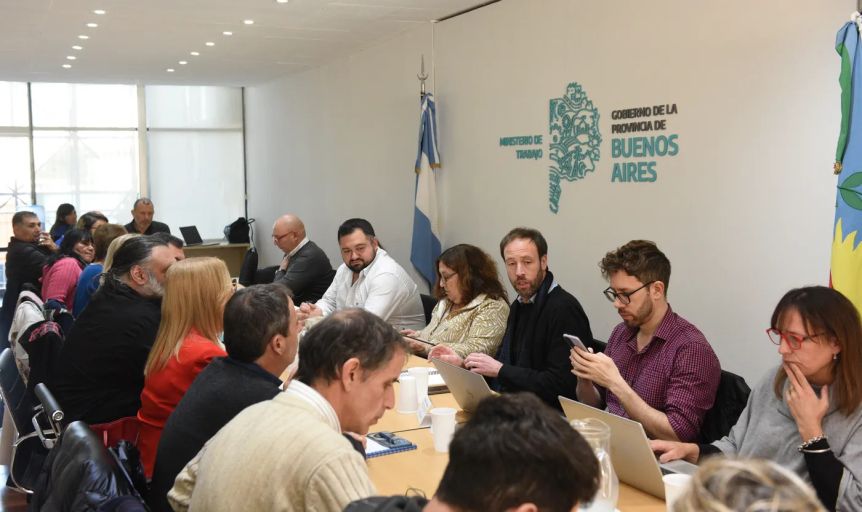 Provincia convocó a los gremios y se viene un nuevo round por paritarias
