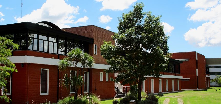 Una investigación por fraude por contrataciones irregulares envuelve a una universidad nacional