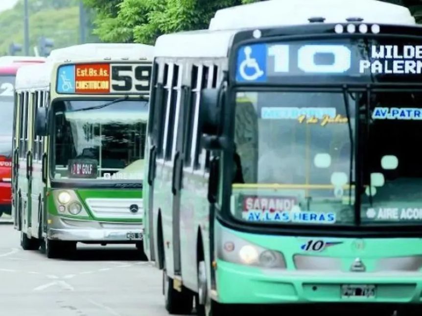Fracasó la reunión con el gobierno y la UTA ratificó el paro de colectivos para mañana