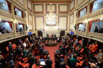 Habemus proyecto: senadores de todos los bloques se acoplan al pedido de la Junta