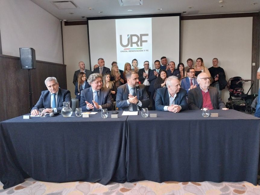 Éramos pocos y Diputados parió otro bloque: ruptura en un grupo opositor
