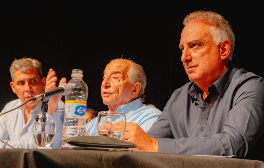 Cuestionan al gobierno de Milei por meterse en las paritarias