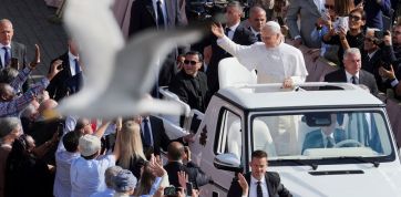 El papa León XIV inició oficialmente su pontificado