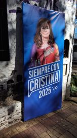 Con picanteada cristinista, Kicillof presenta en sociedad su sello propio