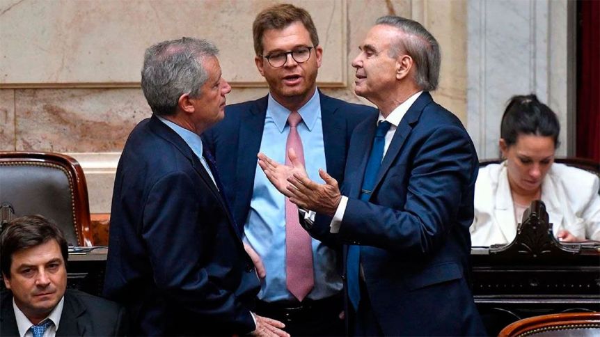Sectores minoritarios que buscan una coalición y consideran a un aliado clave