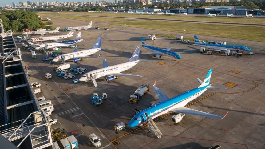 Los pilotos de avión harán un paro total de actividades el próximo 10 de junio