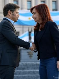 La inteligencia artificial imagina la reconciliación entre Cristina y Kicillof