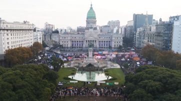 Masiva marcha al Congreso en apoyo al Garrahan, los jubilados y los discapacitados