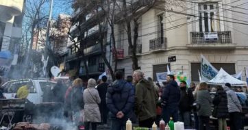 Desalojo frente a la casa de Cristina Kirchner