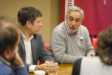 Entre la Lista 3 y los violetas, la UCR inició una ronda de consultas con los 135 comités