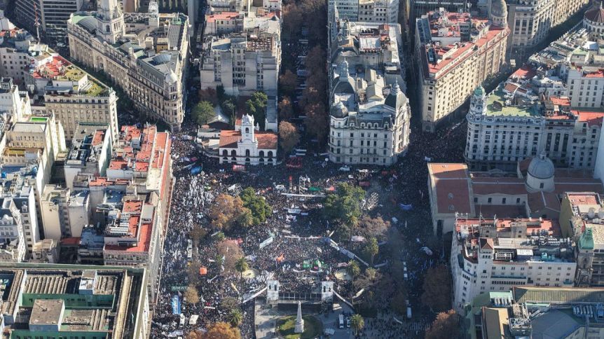 Mirada crítica: el fallo judicial, la gobernabilidad y la proscripción