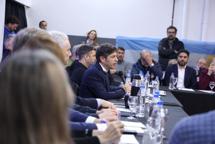 Con el armado entre ceja y ceja, Kicillof recibió a intendentes en Gobernación