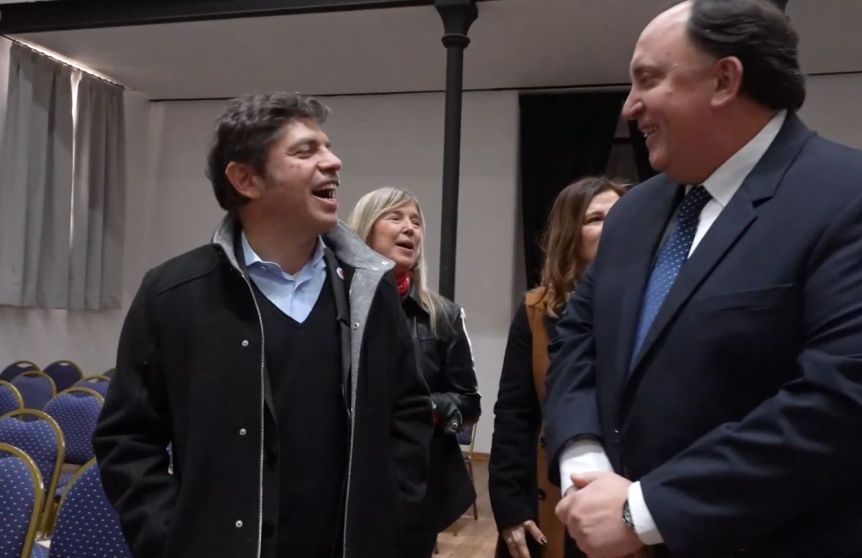 En medio de la puja interna, Kicillof dedicó el día a gestionar y hacer llamados