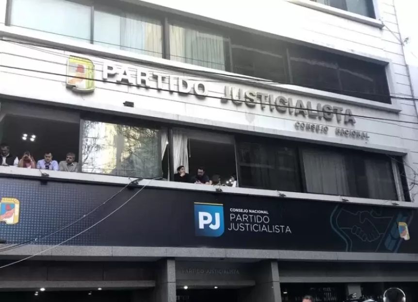 Cristinismo y Kicillof, en jornada clave entre actos, intendentes y rosca electoral