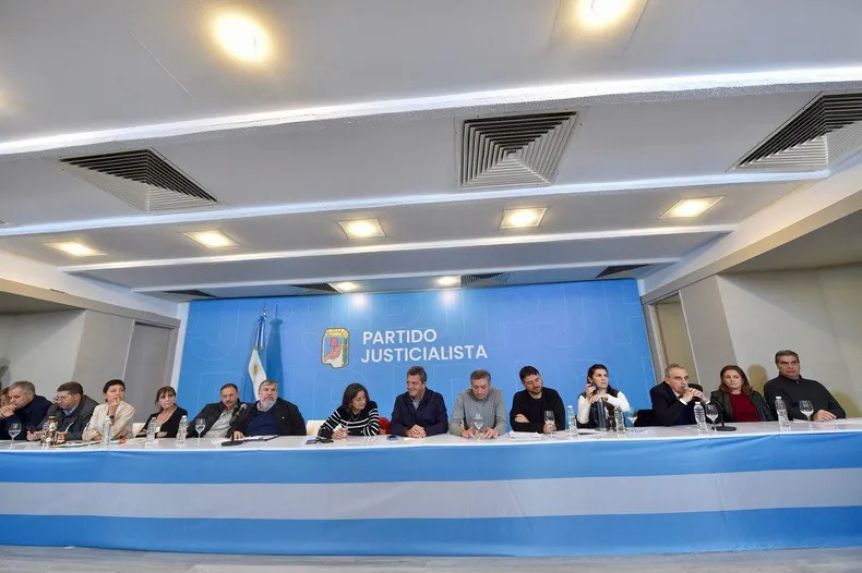 Con un clima de unidad, el PJ se reunió por CFK y sin dejar de lado lo electoral