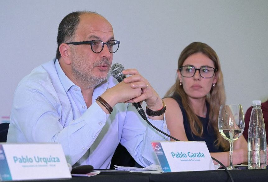 Garate dijo que la creación de la universidad avanza a paso firme