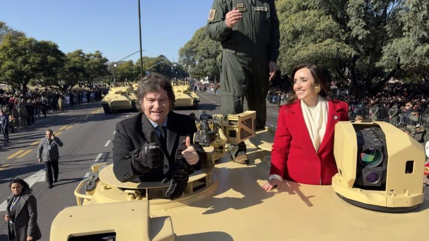 Motosierra al Día de la Independencia: la gestión libertaria canceló el desfile militar