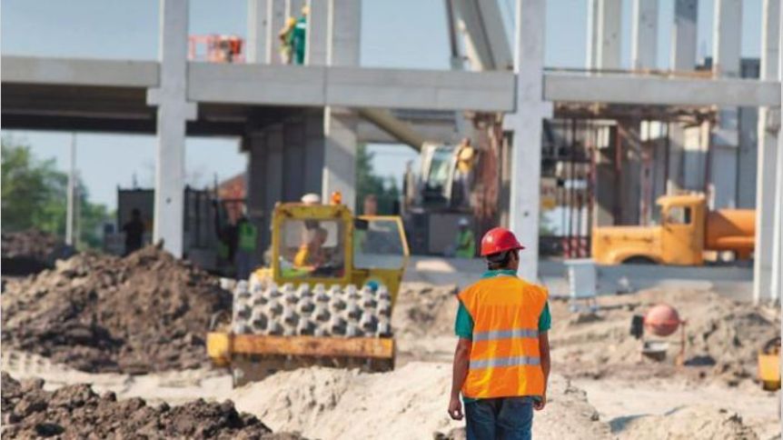La oposición apuntó a Kicillof por la baja inversión de capital en obra pública