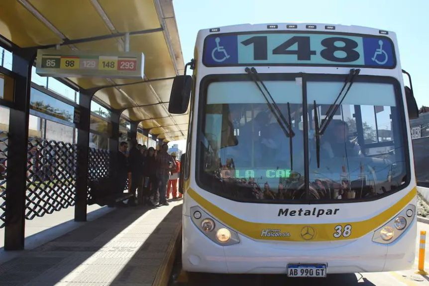 Protesta de choferes y paro de colectivos en el AMBA