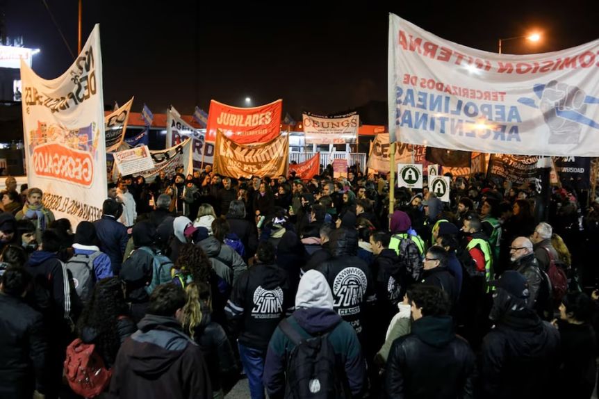 Despidos en Georgalos: gendarmería desalojó a los manifestantes que querían protestar